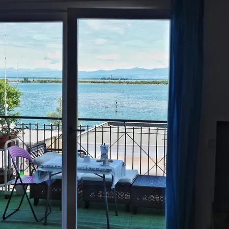 Apartment Sunsetbarbana - Tricamere Con Posto Auto *