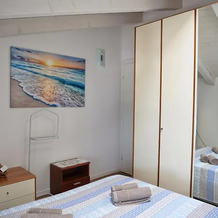 Sunsetbarbana - Tricamere Con Posto Auto Apartamento Grado