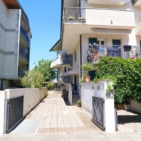 Apartment Sunsetbarbana - Tricamere Con Posto Auto Grado